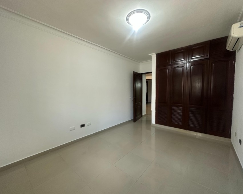 Katherine Savinon La Kasa RD